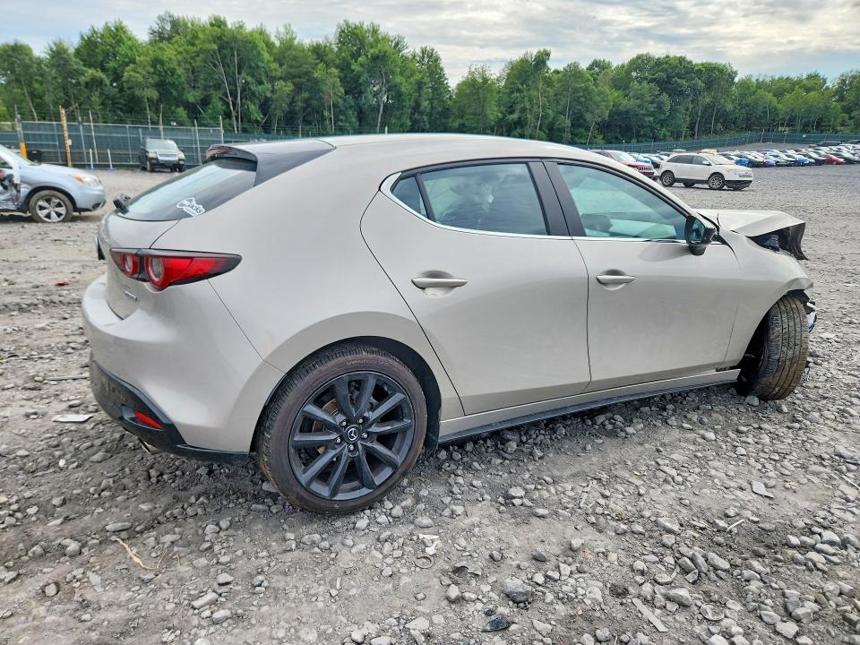 Photo 3 from auction – 2024 MAZDA 3 with VIN JM1BPAKMXR1722030