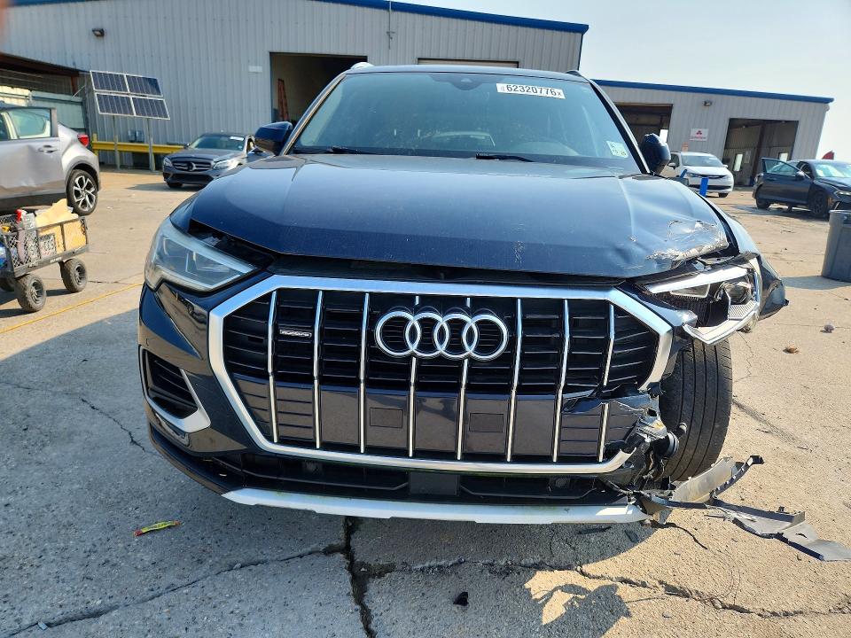 Photo 5 from auction – 2020 AUDI Q3 with VIN WA1BEDF37L1003019