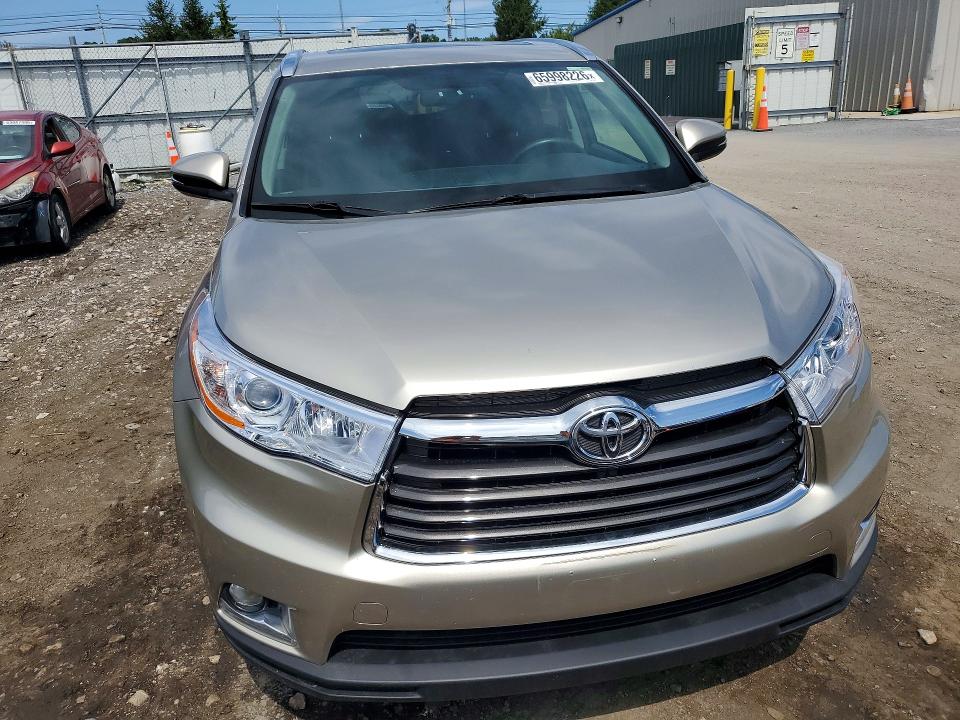 Photo 5 from auction – 2014 TOYOTA HIGHLANDER with VIN 5TDDKRFH7ES015600
