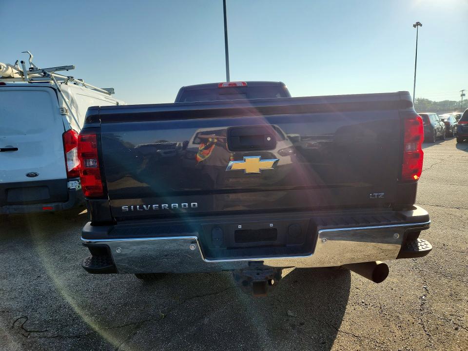 Photo 6 from auction – 2015 CHEVROLET SILVERADO with VIN 1GC1KWE83FF629659