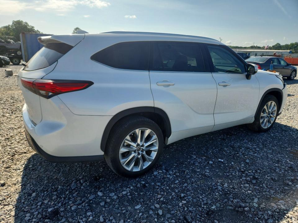 Foto 3 de la subasta – 2023 TOYOTA HIGHLANDER con VIN 5TDKDRAH8PS039805