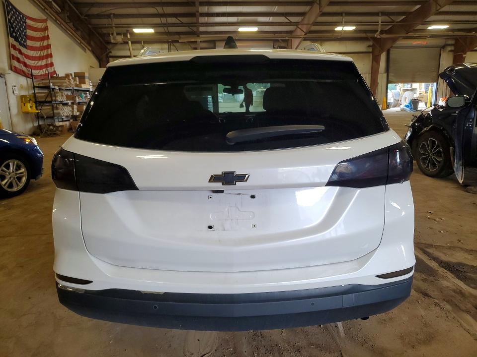 Photo 6 from auction – 2018 CHEVROLET EQUINOX with VIN 2GNAXSEV2J6226945