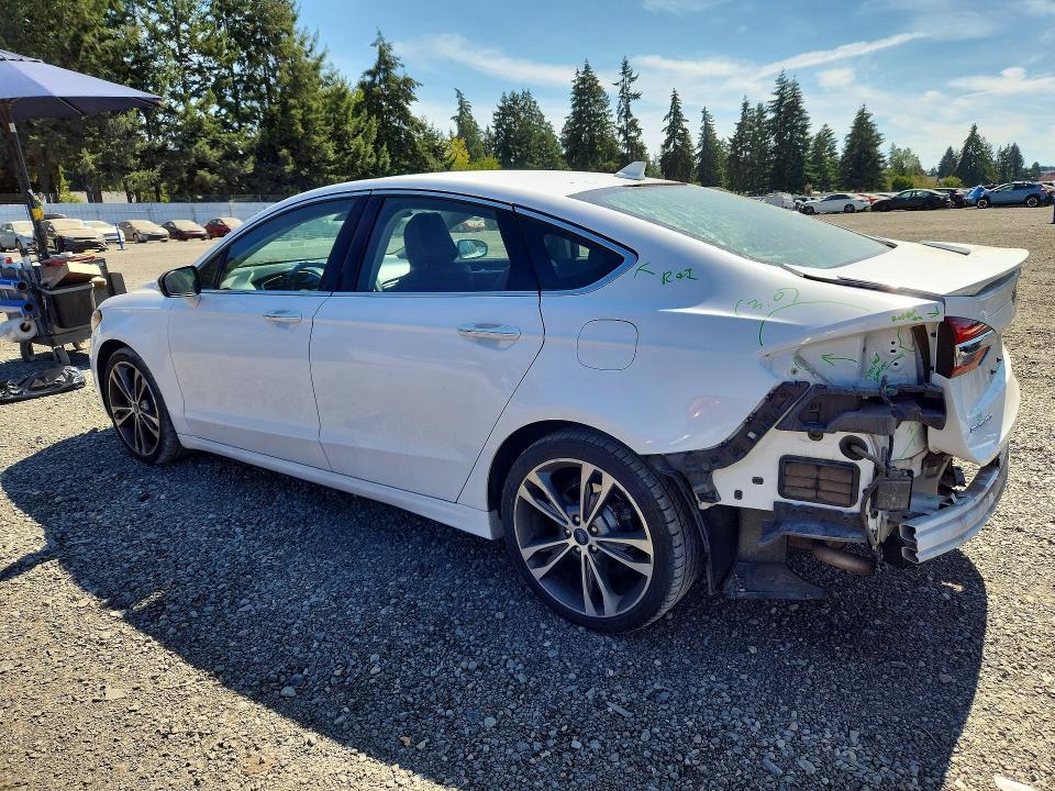 Photo 2 from auction – 2020 FORD FUSION with VIN 3FA6P0D96LR194185
