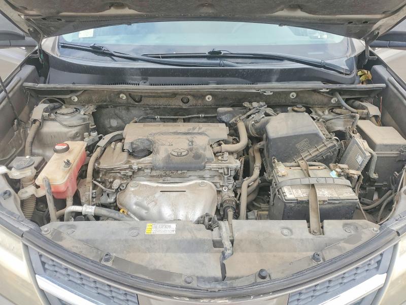 Photo 12 from auction – 2015 TOYOTA RAV4 with VIN JTMZFREV1FD059039