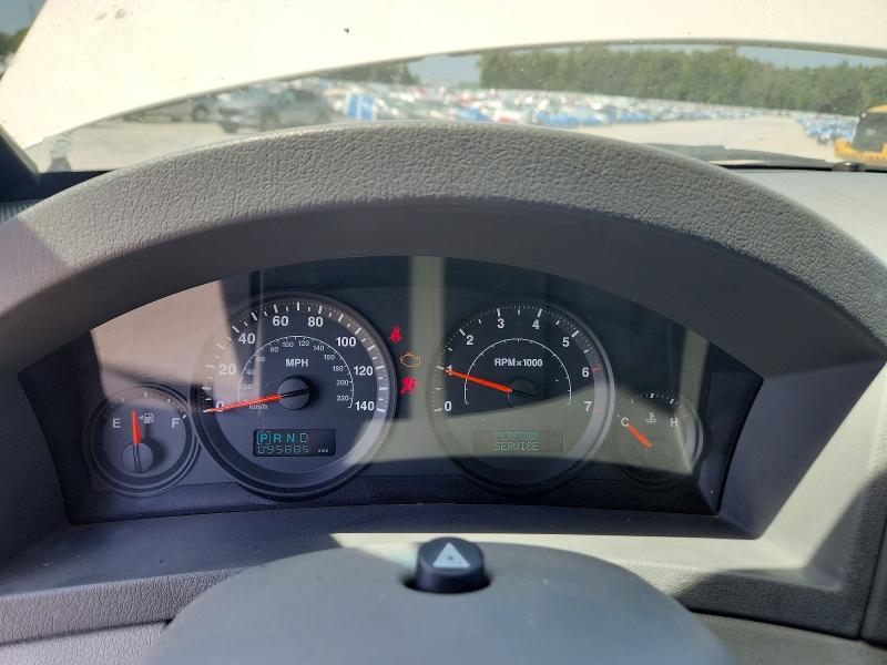 Photo 9 from auction – 2005 JEEP GRAND CHEROKEE with VIN 1J8HS48N65C550192