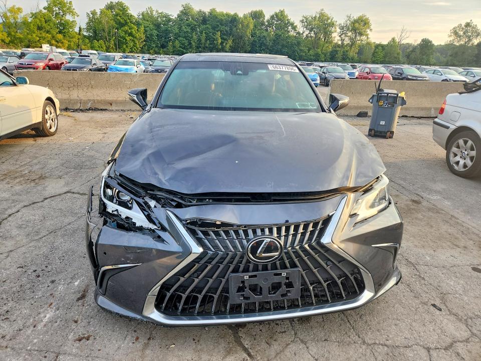Photo 5 from auction – 2024 LEXUS ES 350 with VIN 58ADZ1B1XRU162411