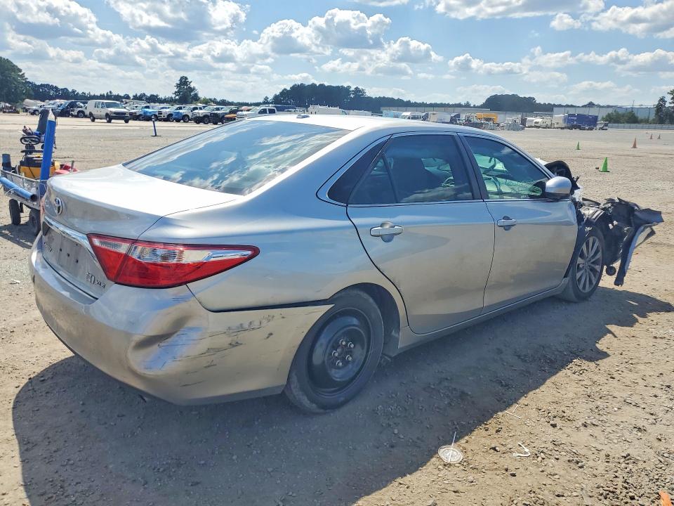 Снимка 3 от търг – 2016 TOYOTA CAMRY HYBRID с VIN 4T1BD1FK6GU189943