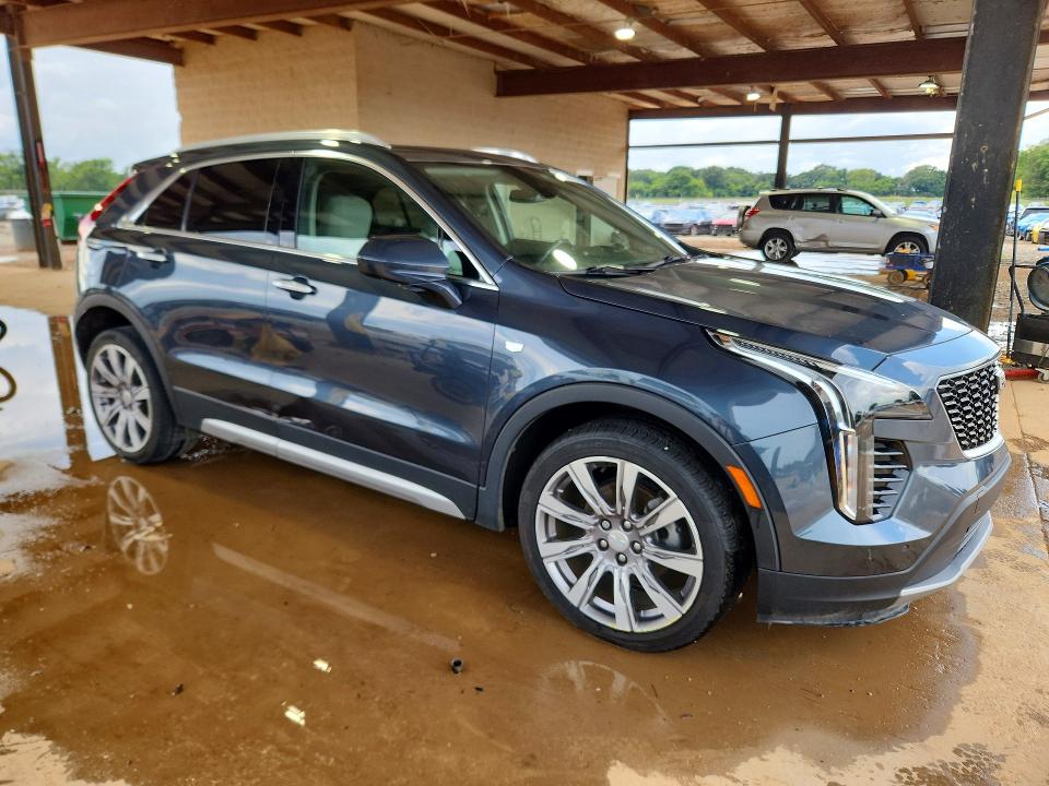 Photo 4 from auction – 2019 CADILLAC XT4 with VIN 1GYFZCR42KF199845