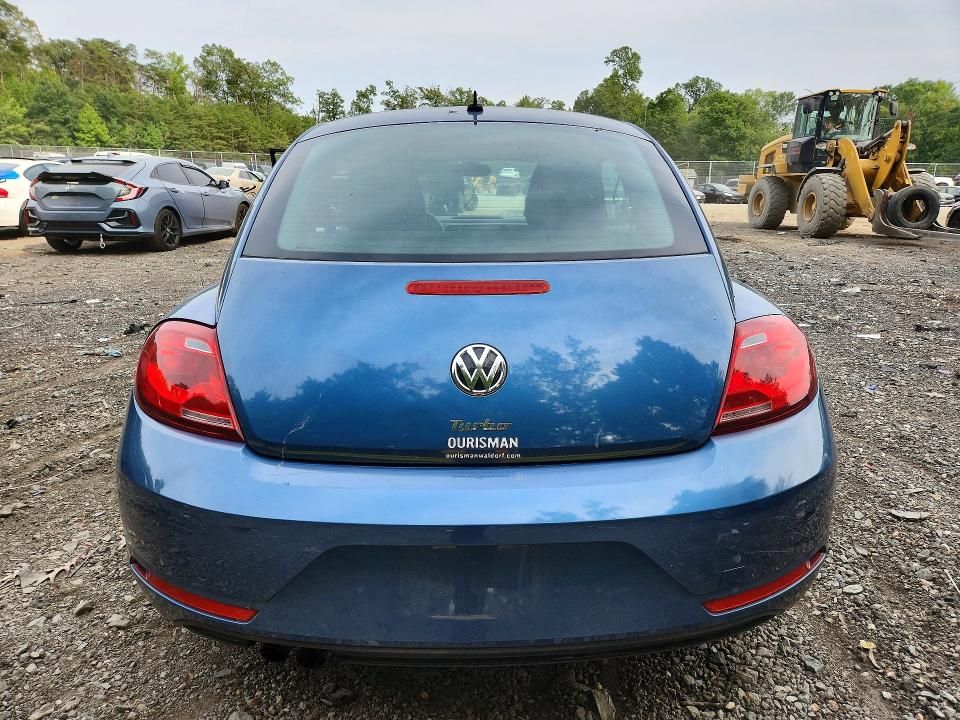 Zdjęcie 6 z aukcji – 2017 VOLKSWAGEN BEETLE z VIN 3VWF17AT8HM613398