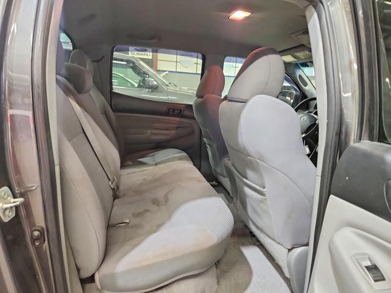 Photo 10 from auction – 2011 TOYOTA TACOMA with VIN 3TMLU4ENXBM068884