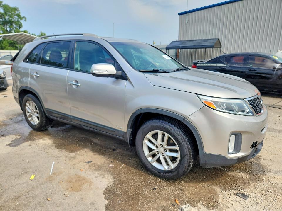 صورة رقم 4 من المزاد - 2015 KIA SORENTO مع VIN 5XYKTCA61FG628138
