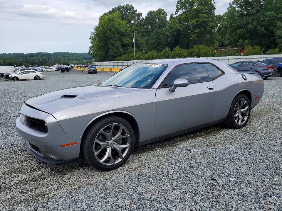 DODGE CHALLENGER 2017 with VIN 2C3CDZAG6HH592470 - Photo from auction