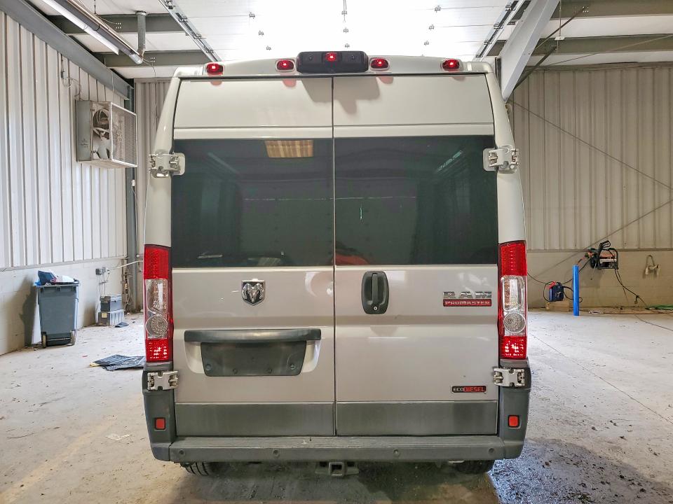 Photo 6 from auction – 2016 RAM PROMASTER 2500 with VIN 3C6TRVDD0GE102968
