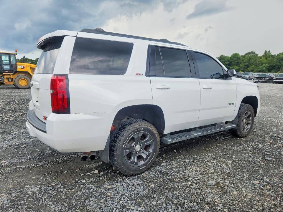 Photo 3 from auction – 2016 CHEVROLET TAHOE with VIN 1GNSKBKC1GR323508