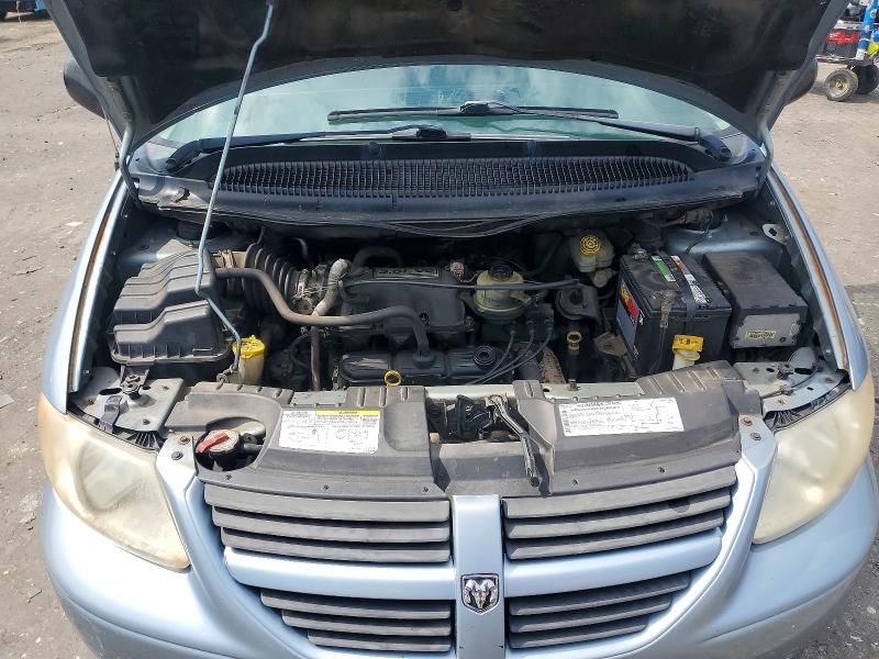 Photo 12 from auction – 2005 DODGE GRAND CARAVAN with VIN 2D4GP44L85R529038