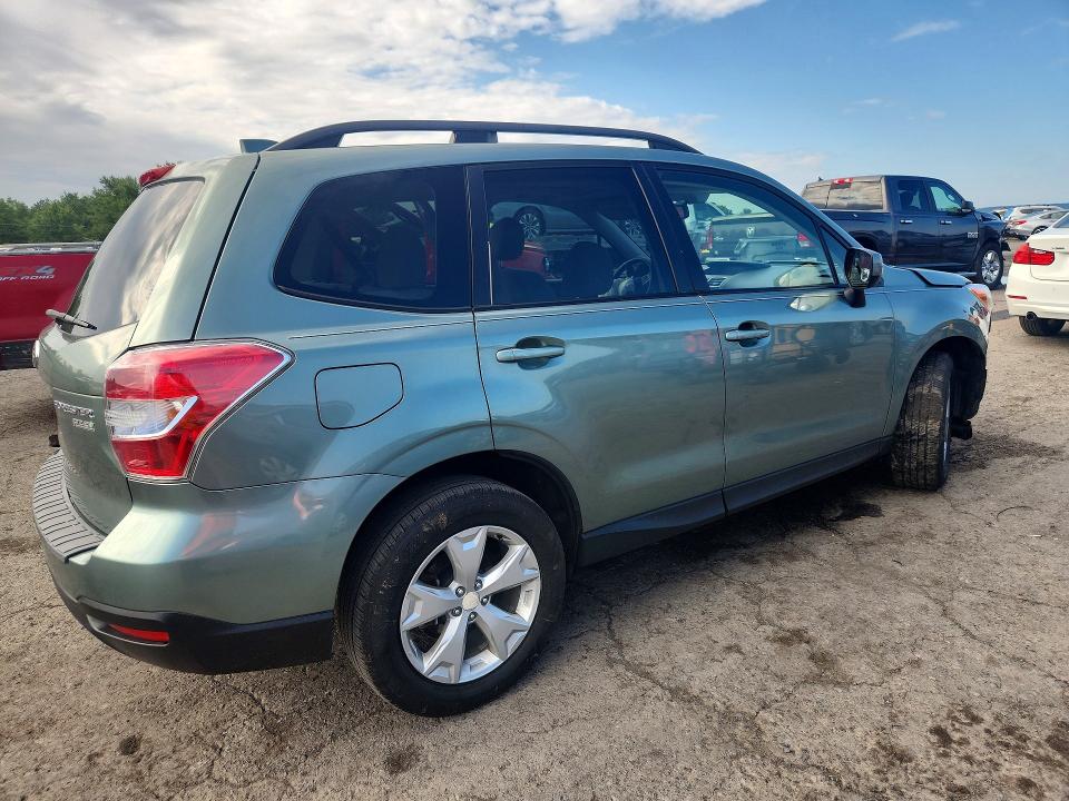 Photo 3 from auction – 2016 SUBARU FORESTER with VIN JF2SJAFC4GH467352
