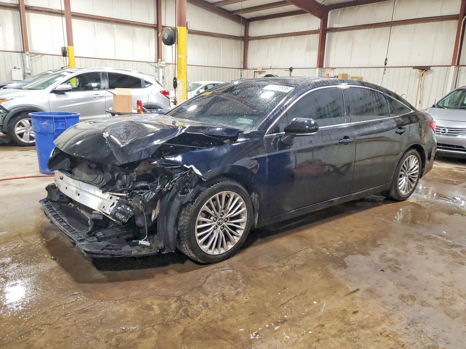 TOYOTA AVALON 2019 with VIN 4T1BZ1FBXKUD35634 - Photo from auction