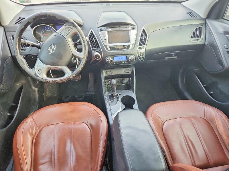 Photo 8 from auction – 2011 HYUNDAI TUCSON with VIN KM8JU3AC4BU153765