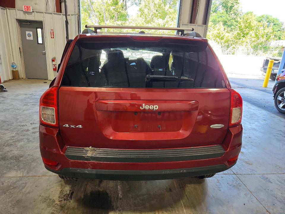 Фото 6 с аукциона – 2011 JEEP COMPASS с VIN 1J4NF1FB7BD134139