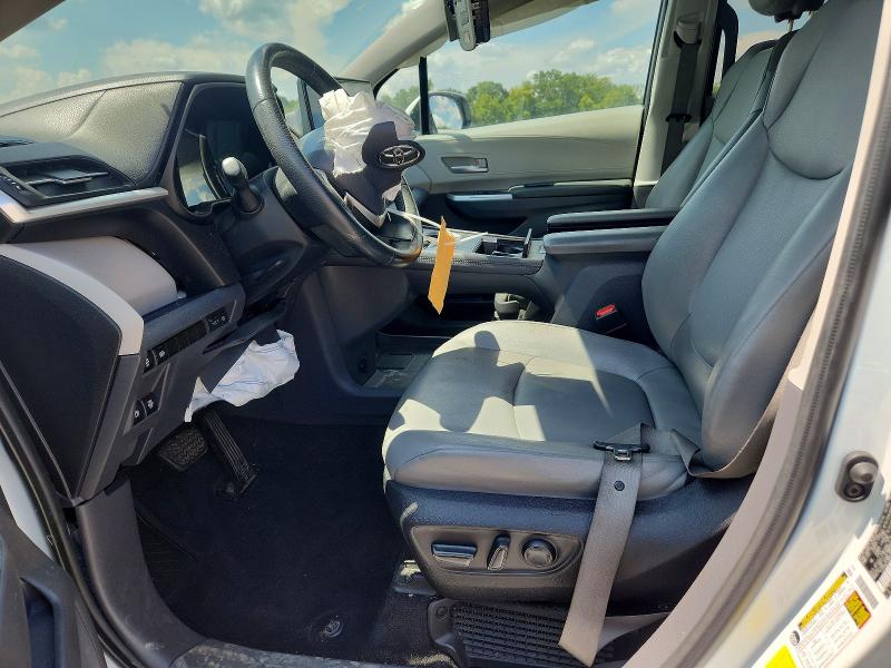 Photo 7 from auction – 2022 TOYOTA SIENNA with VIN 5TDYRKEC8NS088100