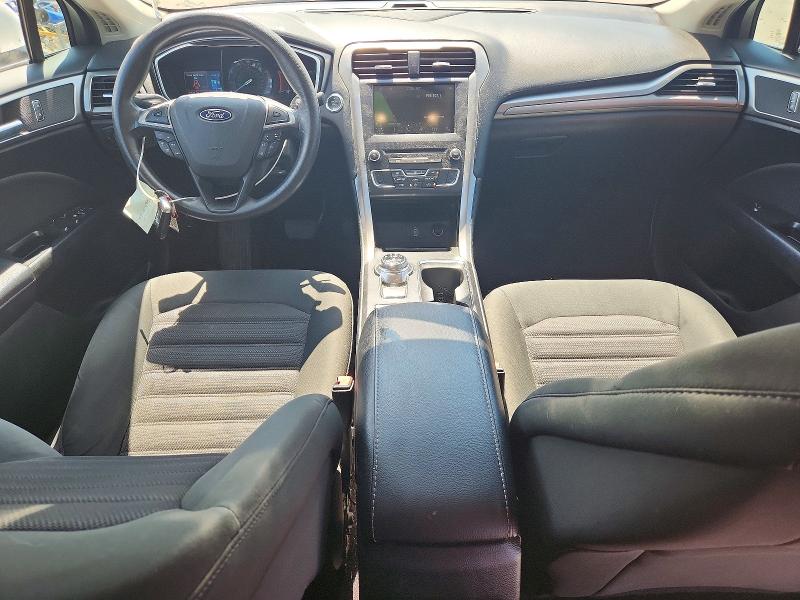 Foto 8 de la subasta – 2017 FORD FUSION con VIN 3FA6P0HD2HR194769