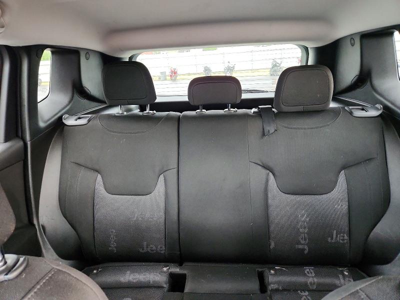 Photo 10 from auction – 2016 JEEP RENEGADE with VIN ZACCJABT8GPC67639