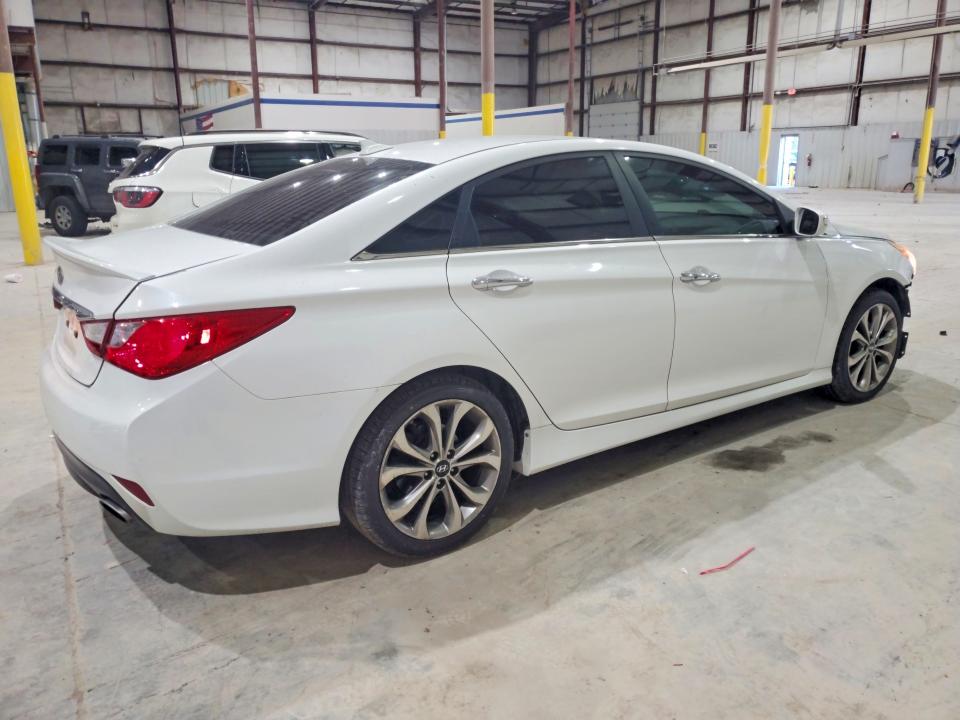 Photo 3 from auction – 2014 HYUNDAI SONATA with VIN 5NPEC4AC1EH894243