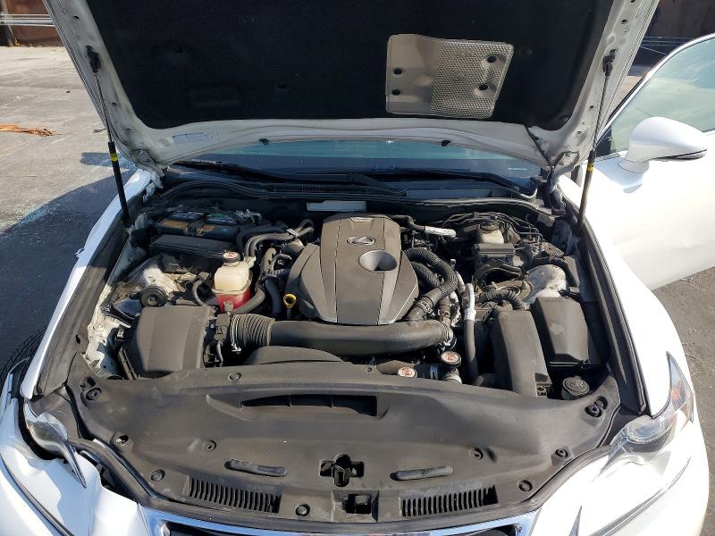 Photo 11 from auction – 2016 LEXUS IS with VIN JTHBA1D24G5037622