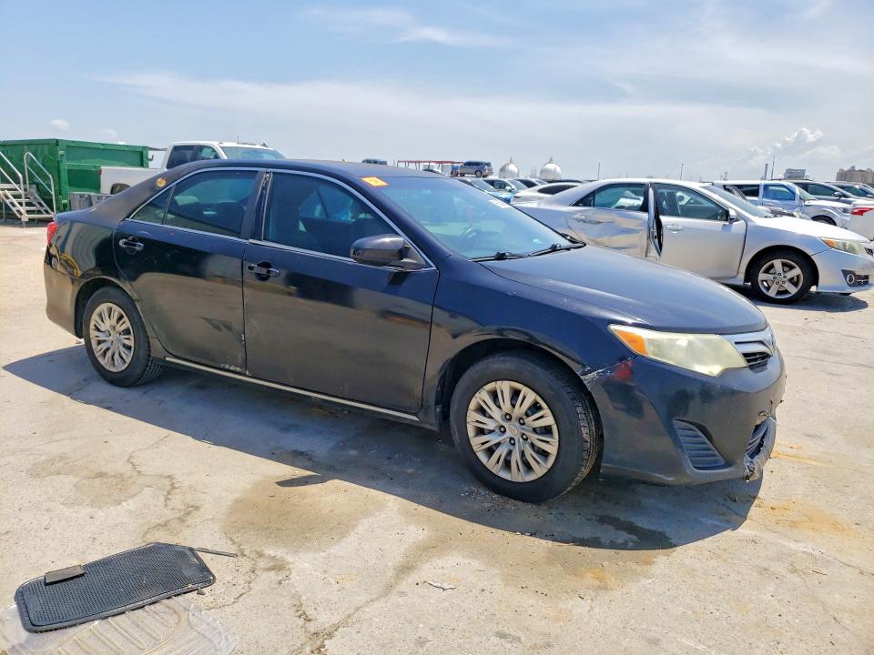 Photo 4 from auction – 2014 TOYOTA CAMRY with VIN 4T1BF1FK8EU435429