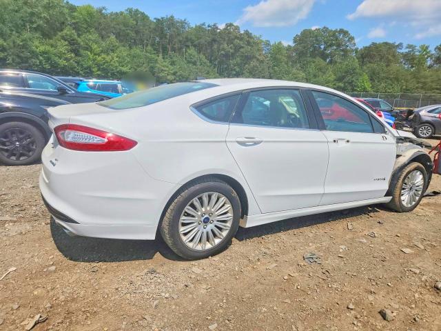 Photo 3 from auction – 2014 FORD FUSION with VIN 3FA6P0LUXER169489