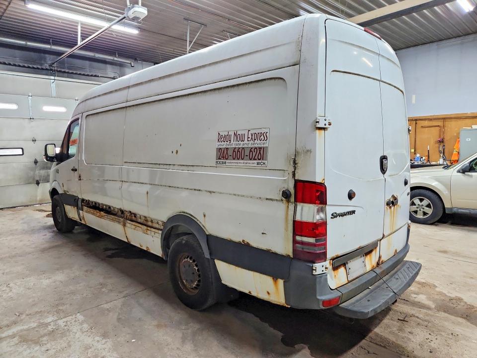 Photo 2 from auction – 2007 DODGE SPRINTER with VIN WD0PE845675183705