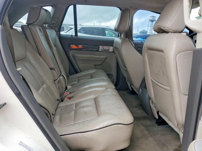 Photo 11 from auction – 2008 LINCOLN MKX with VIN 2LMDU68C78BJ09525