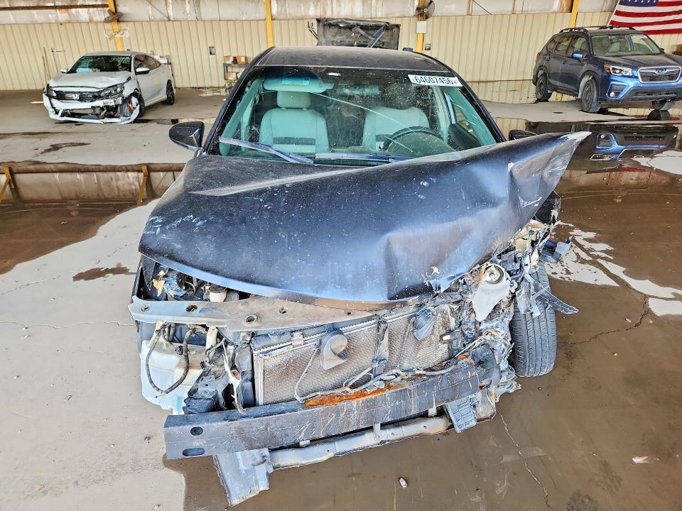 Photo 5 from auction – 2012 TOYOTA CAMRY with VIN 4T4BF1FK8CR204985