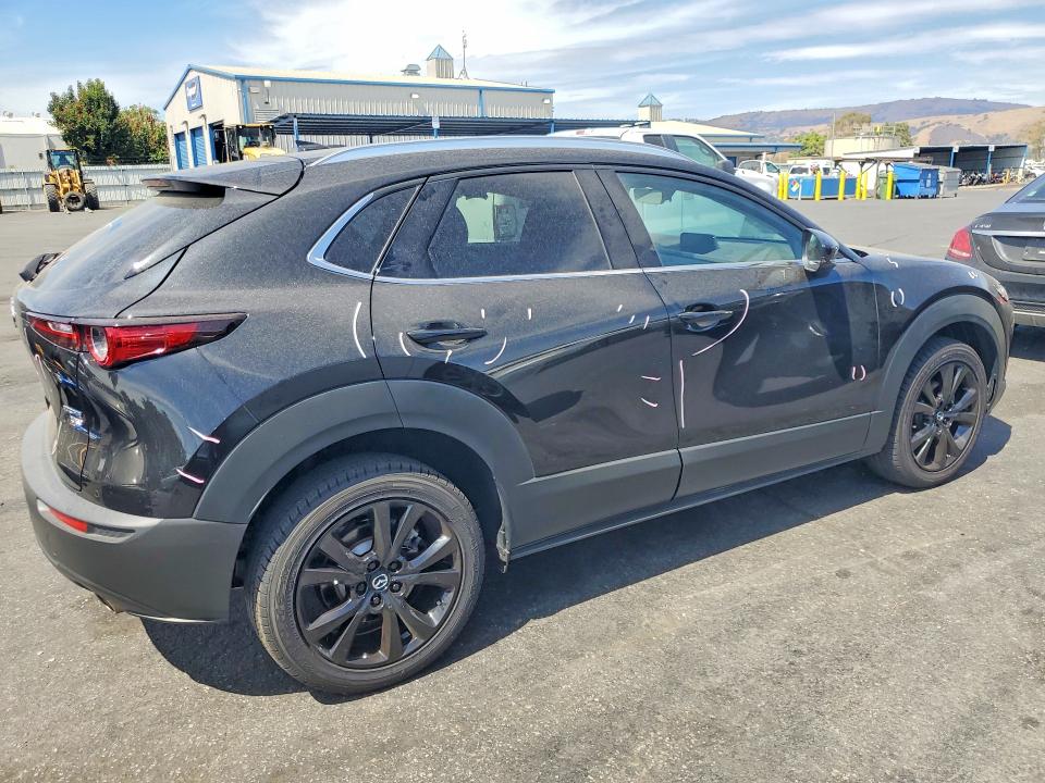 Photo 3 from auction – 2023 MAZDA CX-30 with VIN 3MVDMBEY6PM517339