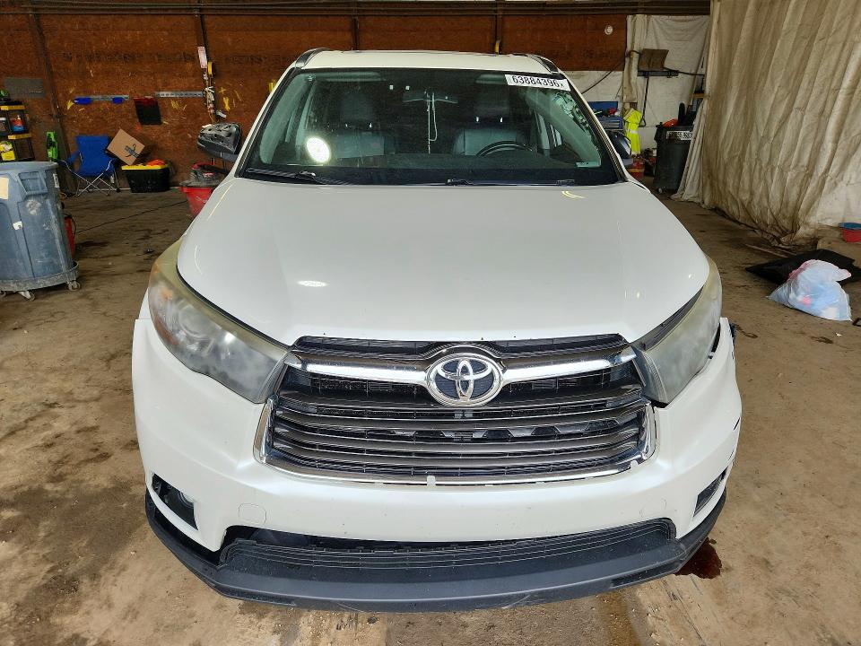 Photo 5 from auction – 2015 TOYOTA HIGHLANDER with VIN 5TDJKRFH2FS168681