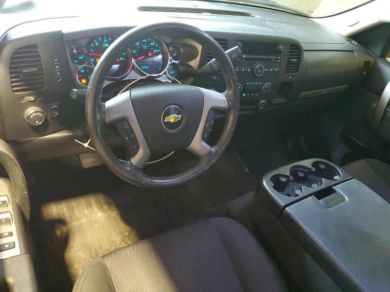Снимка 8 от търг – 2013 CHEVROLET SILVERADO с VIN 1GCRKSE75DZ280924