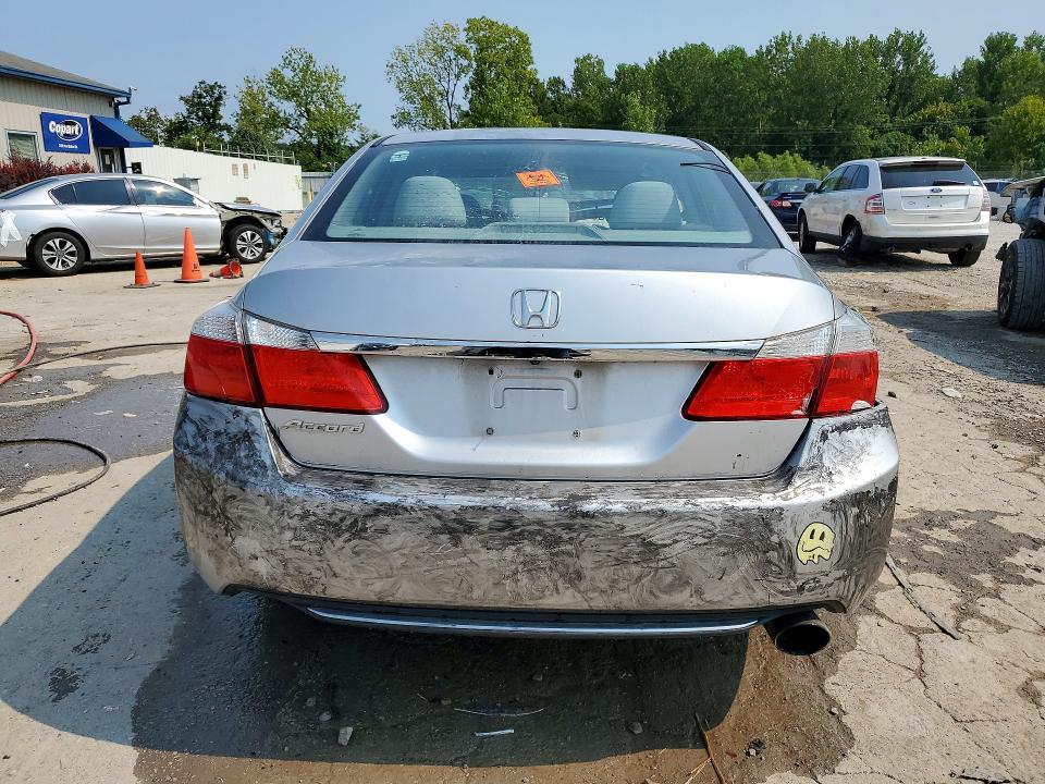 Photo 6 from auction – 2013 HONDA ACCORD with VIN 1HGCR2F32DA115121