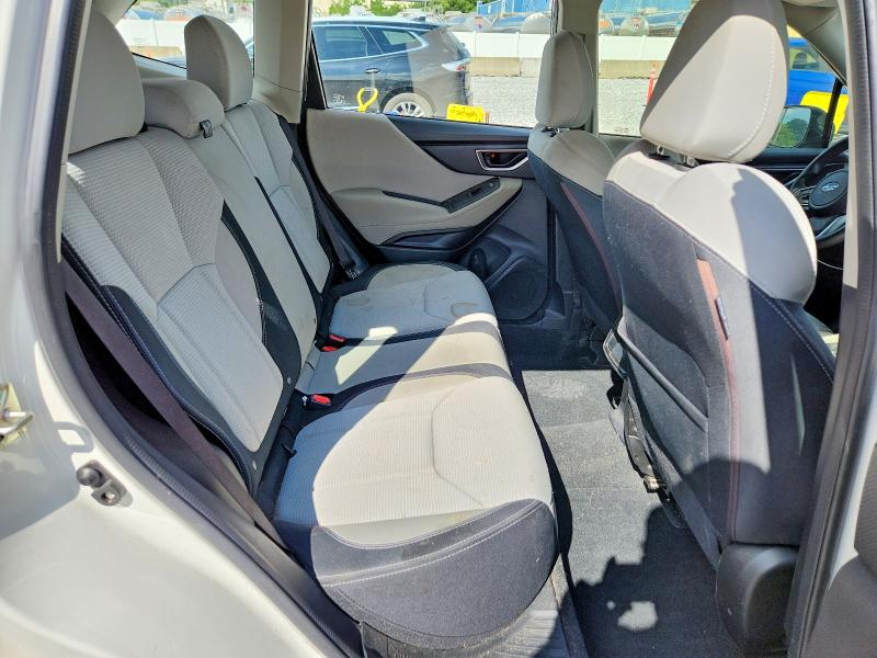 Photo 11 from auction – 2019 SUBARU FORESTER with VIN JF2SKACC9KH432705