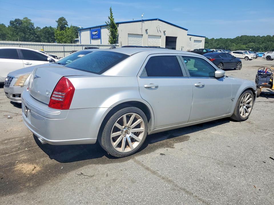 Photo 3 from auction – 2006 CHRYSLER 300C with VIN 2C3LA73W16H102774