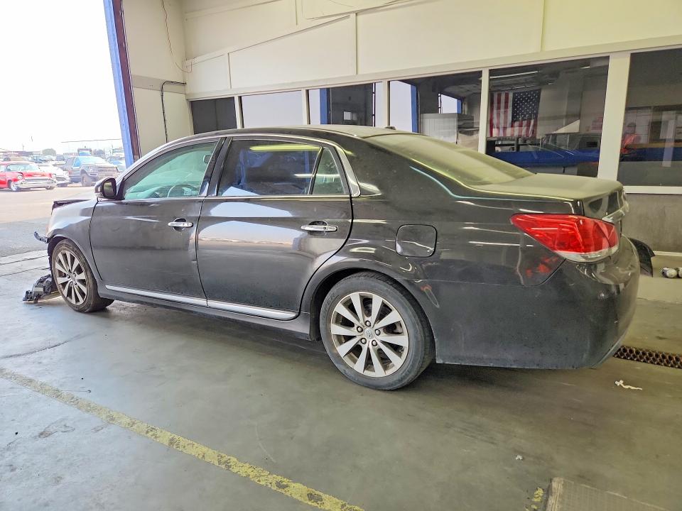 Снимка 2 от търг – 2011 TOYOTA AVALON с VIN 4T1BK3DB5BU423860