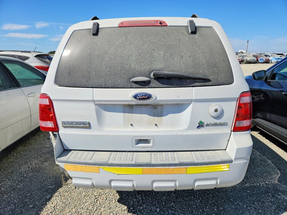 Photo 6 from auction – 2011 FORD ESCAPE with VIN 1FMCU5K35BKB48847