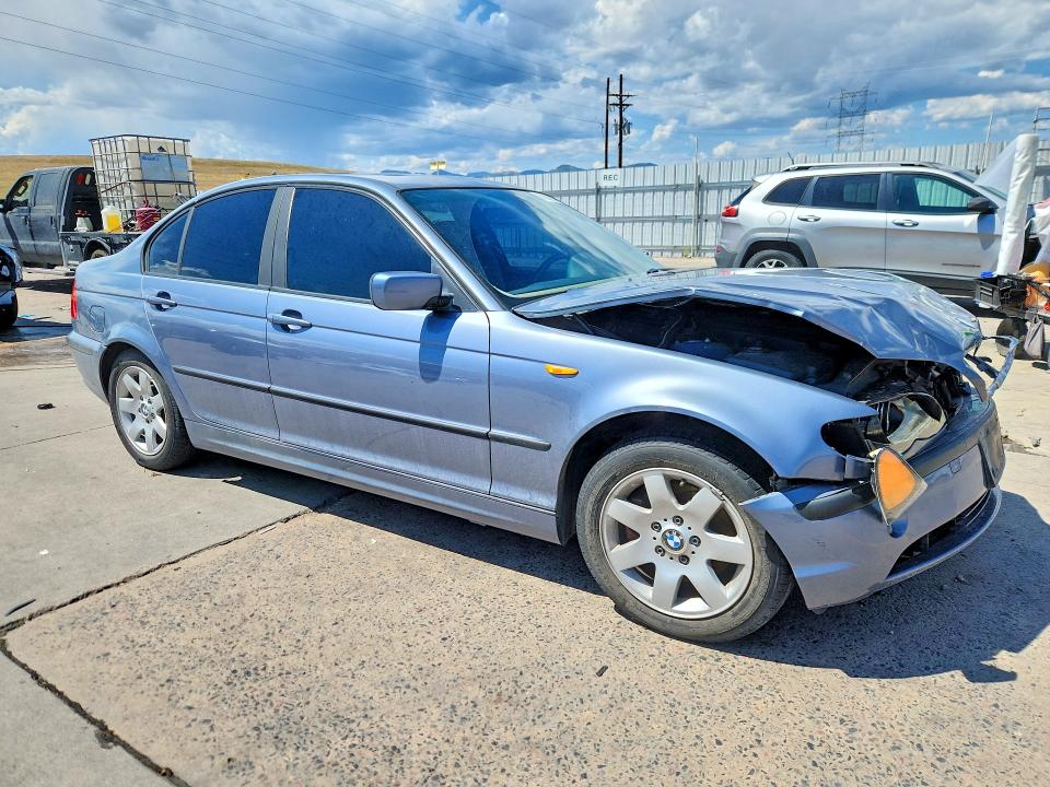 Photo 4 from auction – 2004 BMW 325 with VIN WBAAZ33494KP89024