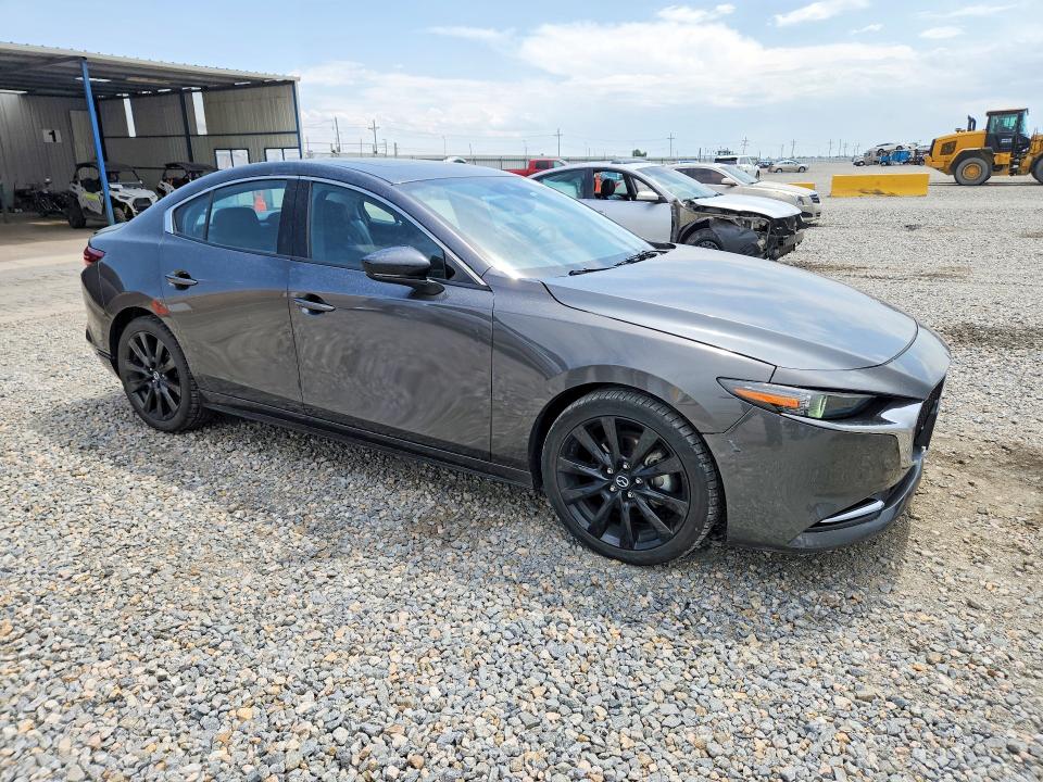 Photo 4 from auction – 2021 MAZDA 3 with VIN JM1BPBAY4M1322242