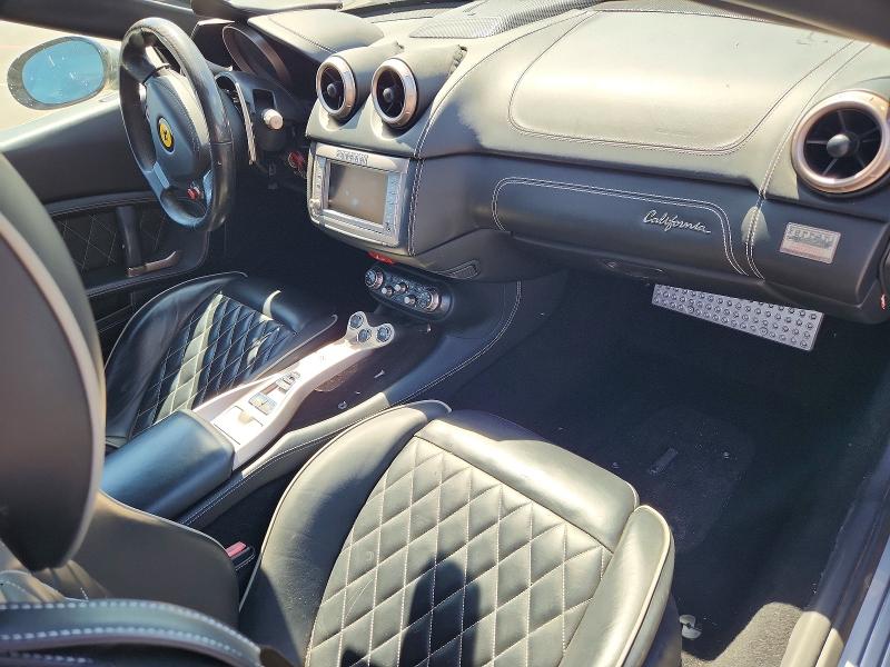 Photo 8 from auction – 2010 FERRARI CALIFORNIA with VIN ZFF65LJA4A0174614