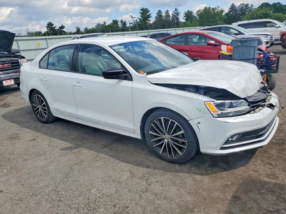 Photo 4 from auction – 2016 VOLKSWAGEN JETTA with VIN 3VWD17AJ2GM412164