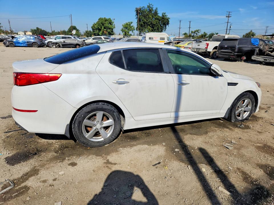 Photo 3 from auction – 2015 KIA OPTIMA with VIN 5XXGM4A74FG374365