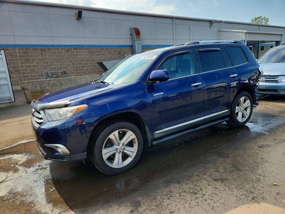 TOYOTA HIGHLANDER 2013 with VIN 5TDDK3EHXDS202035 - Photo from auction