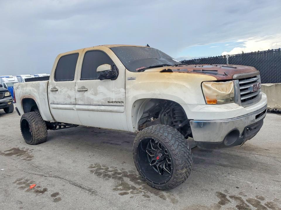 Photo 4 from auction – 2012 GMC SIERRA with VIN 3GTP2VE74CG112652