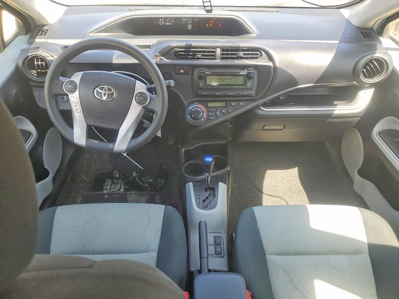 Photo 8 from auction – 2014 TOYOTA PRIUS C with VIN JTDKDTB33E1559985