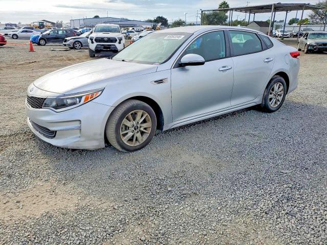 KIA OPTIMA 2016 z numerem VIN 5XXGT4L30GG016484 - Zdjęcie z aukcji